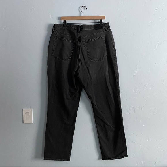 Abercrombie & Fitch Charcoal Straight Leg Jeans - Picture 9 of 13